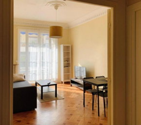 Chic & Spacious Getaway in Nice - 10min to Beach